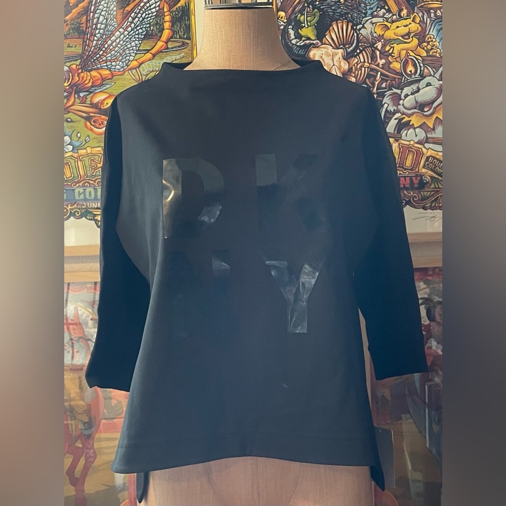 DKNY sport logo mock neck black knit size large